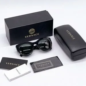 Versace | Accessories | New Versace 5mm Black Womens Gold  display picture 2